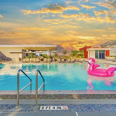 Hot Tub & Rooftop Pool- Near Beach Βίλα Χόλιγουντ Εξωτερικό φωτογραφία